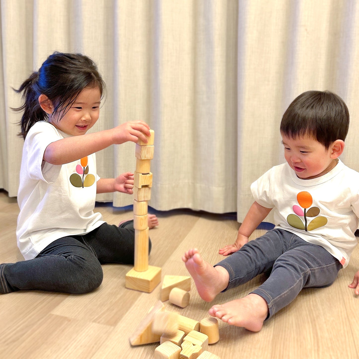 ステムエンブレム Tシャツ（キッズ）